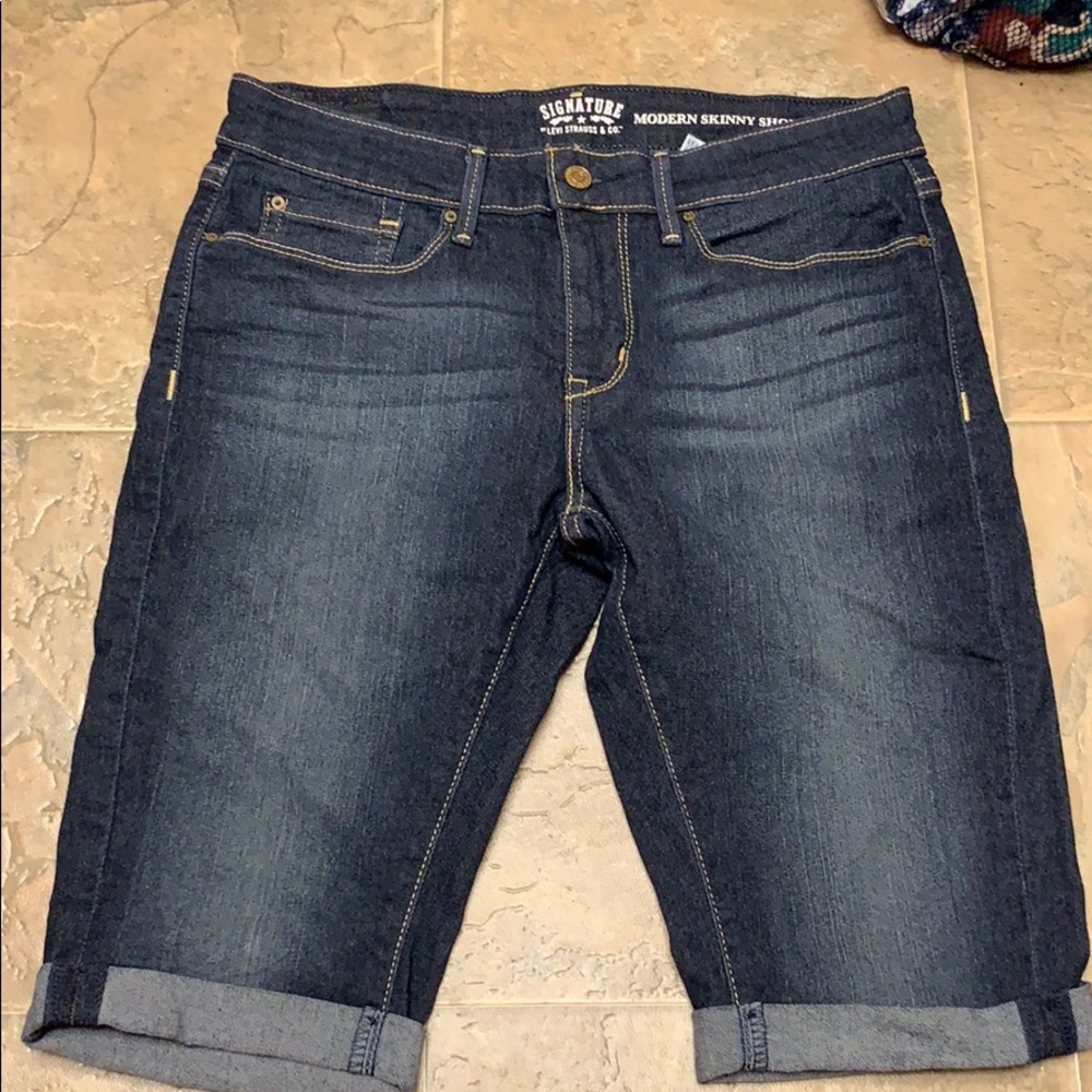 Levi Signature Bermuda Shorts